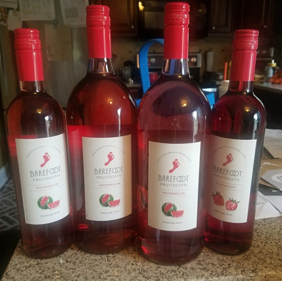 Meet your Posher, Laura - Picture 1 of 1